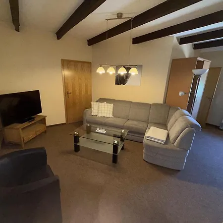 Apartment Am *